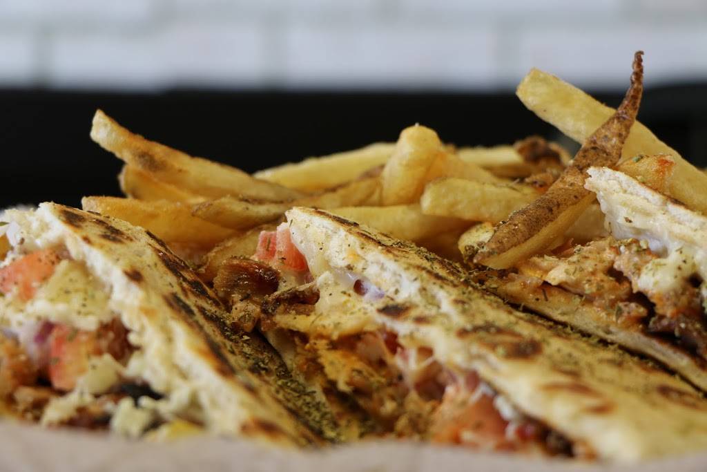 Apolis Greek Street Food | restaurant | 1109 Maple Ave, Lisle, IL 60532, USA | 3317752135 OR +1 331-775-2135