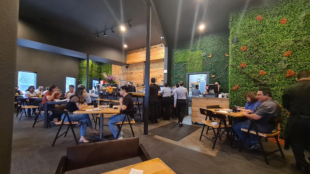 La Finca Bruncheria & Cafe | restaurant | 1713 E Del Mar Blvd Ste. 6C, Laredo, TX 78041, USA | 9565680162 OR +1 956-568-0162