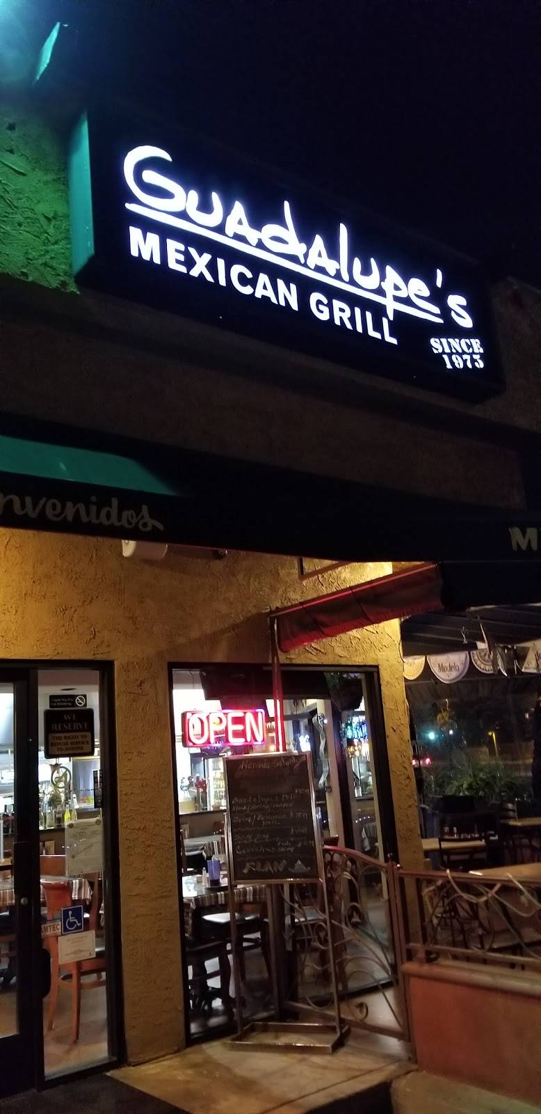 Guadalupes Grill | restaurant | 3431 Pacific Pl, Long Beach, CA 90806, USA | 5624902100 OR +1 562-490-2100