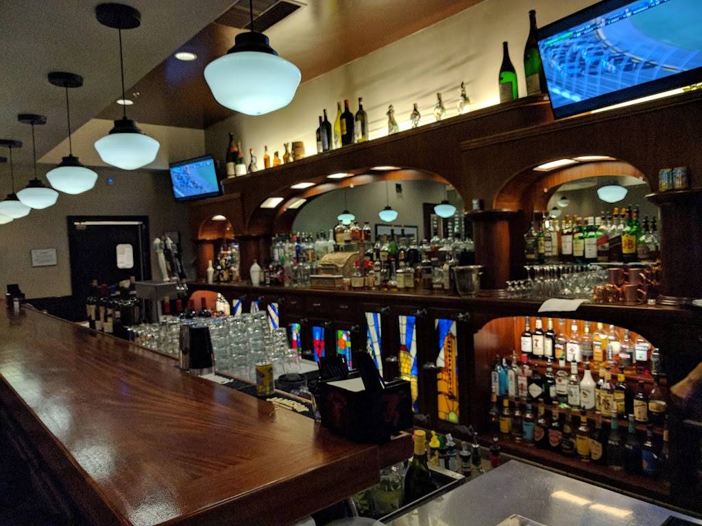 Cosmopolitan Tavern & Italian Grill | restaurant | 625 O St, Fresno, CA 93721, USA | 5592668662 OR +1 559-266-8662