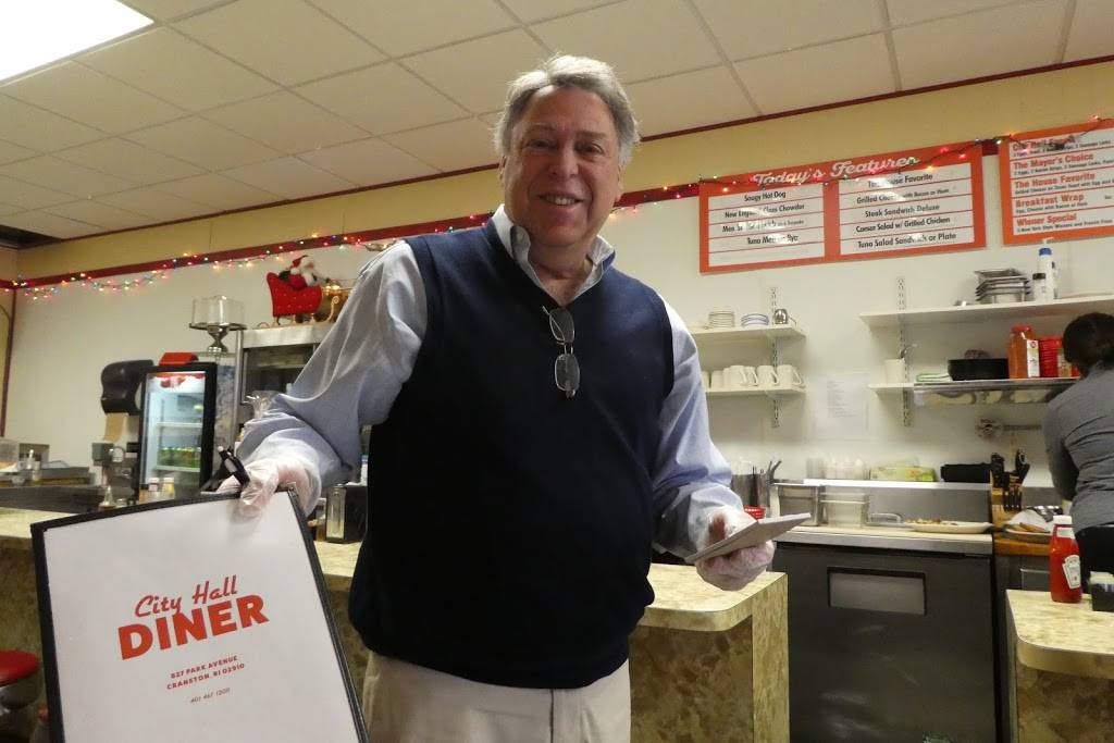 City Hall Diner | restaurant | 827 Park Ave, Cranston, RI 02910, USA | 4014671200 OR +1 401-467-1200