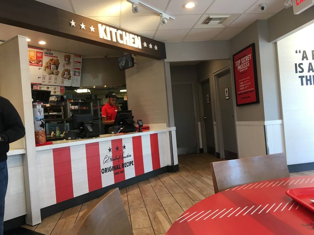 KFC | restaurant | 1970 N, Cobb Pkwy NW, Kennesaw, GA 30152, USA | 7704229716 OR +1 770-422-9716