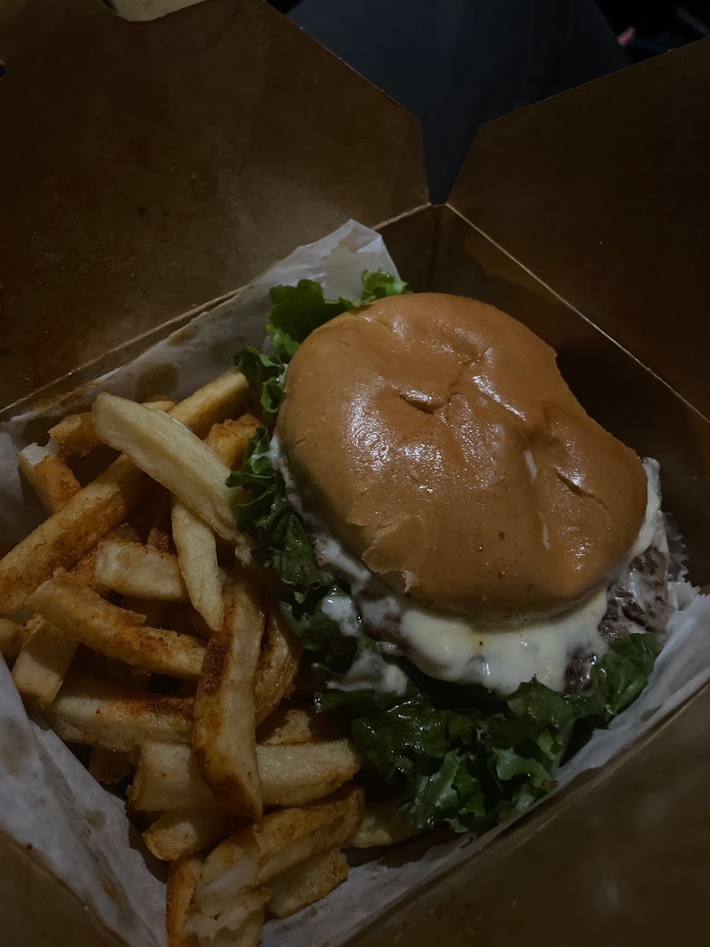 The Fry | restaurant | 268 S 52nd St, Philadelphia, PA 19139, USA | 4458883141 OR +1 445-888-3141