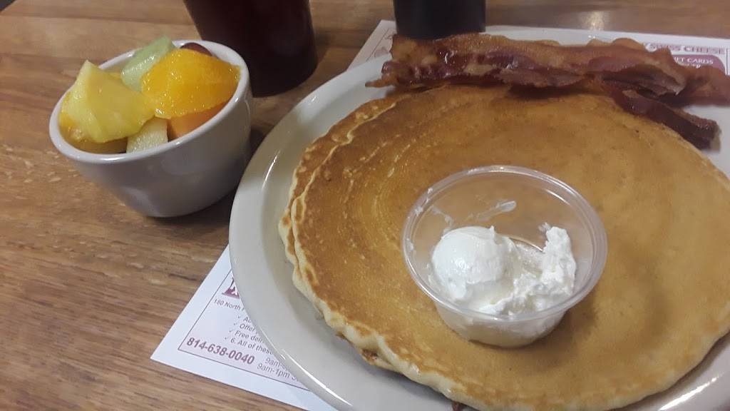 Downtown Mall Bistro | restaurant | 920 Water St, Meadville, PA 16335, USA | 8143378833 OR +1 814-337-8833