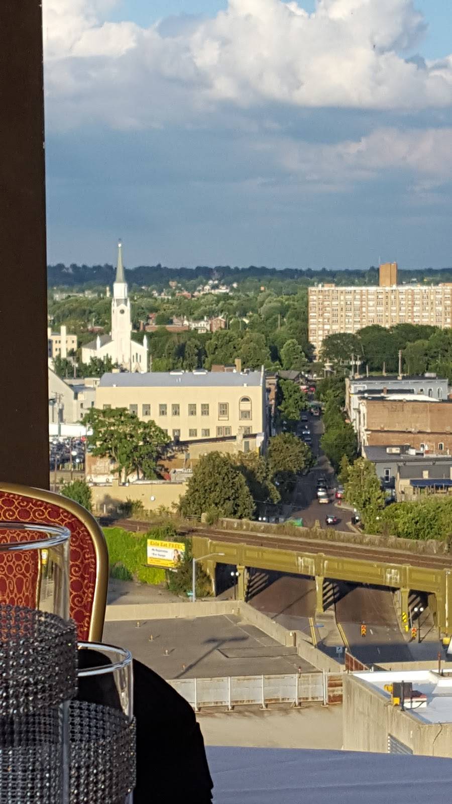 View 162 Rooftop Restaurant | restaurant | 33 E 5th St, Dayton, OH 45402, USA | 9372240800 OR +1 937-224-0800