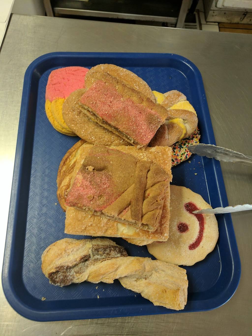 Celaya Bakery | bakery | 2304 Vermont Ave, Los Angeles, CA 90007, USA | 3237318429 OR +1 323-731-8429