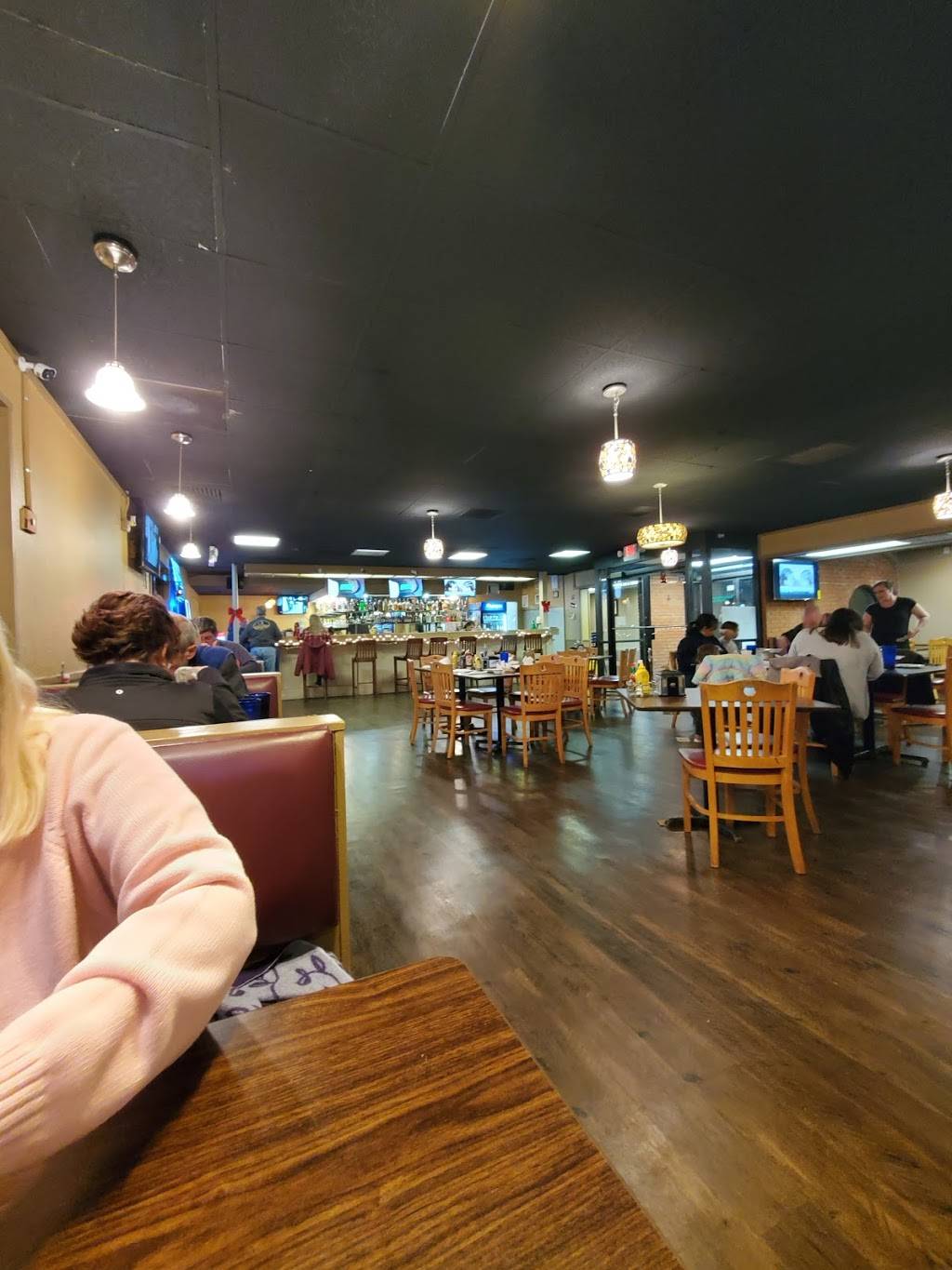 ORyans | restaurant | 57 W Edwardsville Rd, Wood River, IL 62095, USA | 6182162968 OR +1 618-216-2968