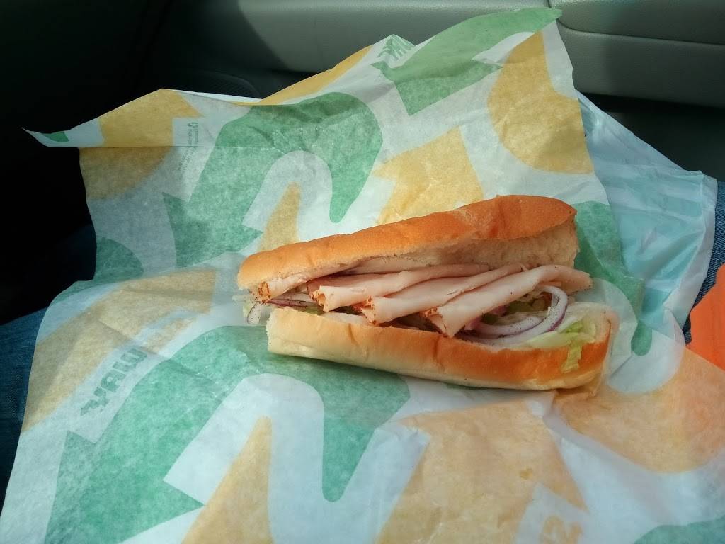 Subway | restaurant | 2307 Jefferson Davis Hwy, Fredericksburg, VA 22401, USA | 5403700613 OR +1 540-370-0613