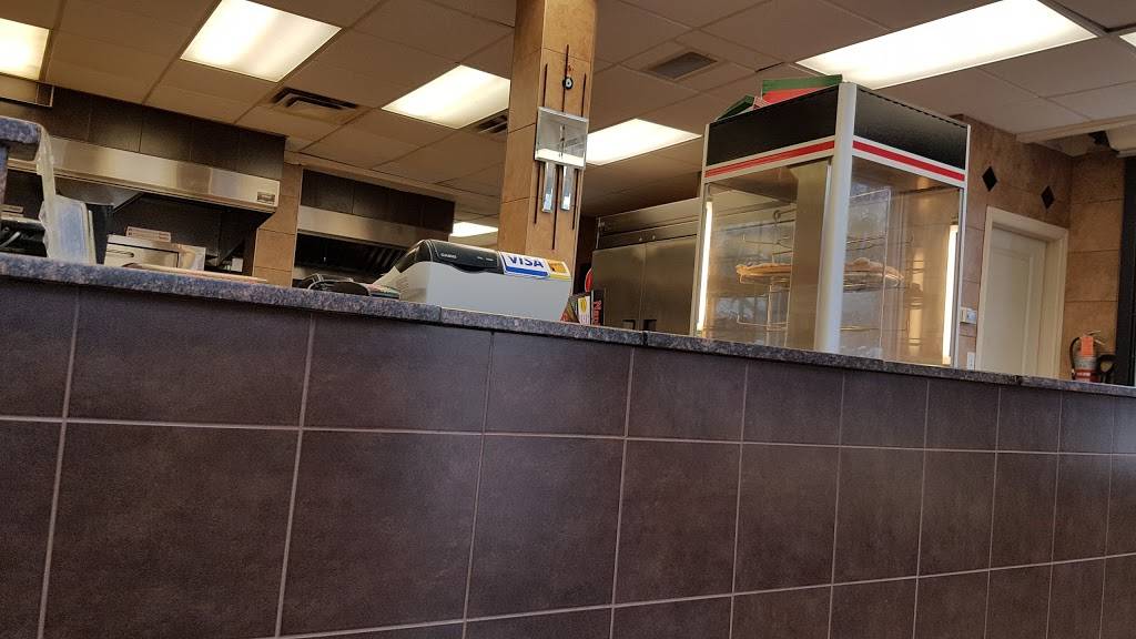 Naples Pizza | restaurant | 1284 Prince Rd, Windsor, ON N9C 3A2, Canada | 5192532333 OR +1 519-253-2333