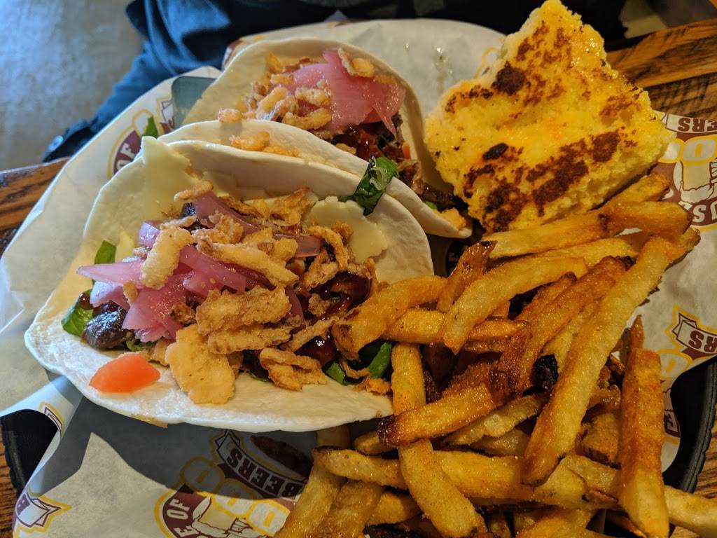 House of 1000 Beers Warrendale | restaurant | 100 Fowler Rd, Warrendale, PA 15086, USA | 7247998001 OR +1 724-799-8001