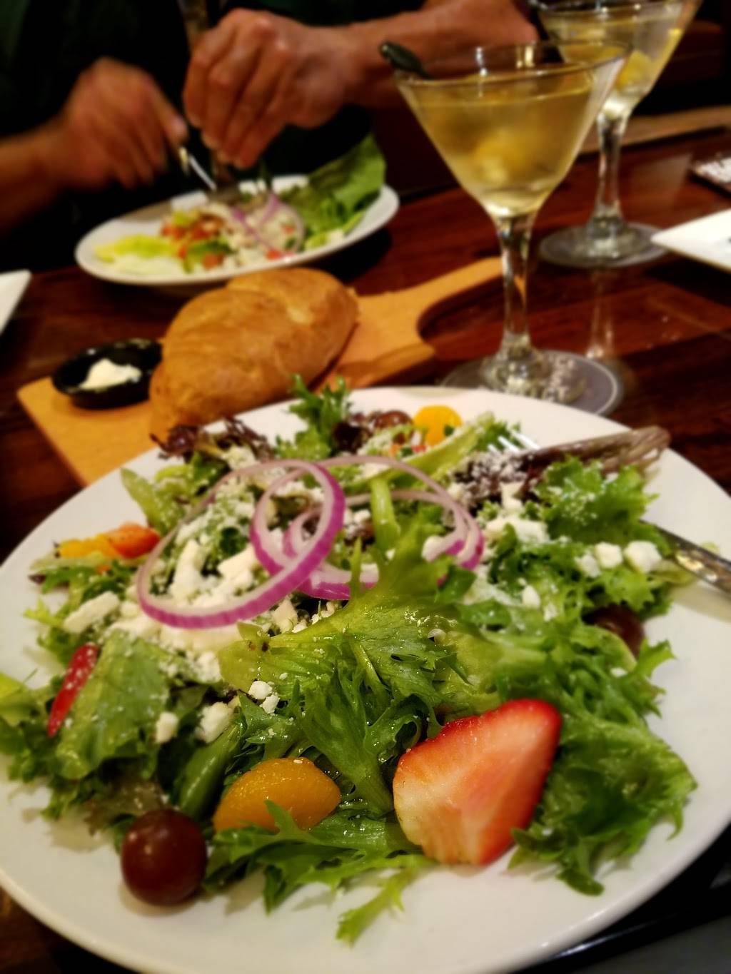 LongHorn Steakhouse | meal takeaway | 5088 28th St SE, Grand Rapids, MI 49512, USA | 6169408180 OR +1 616-940-8180