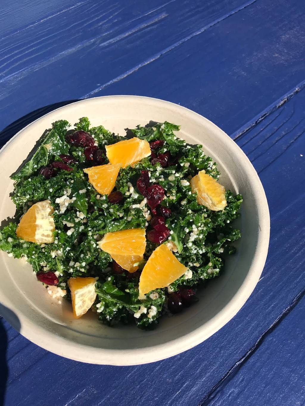 Hooked | restaurant | 34 S Etna Ave, Montauk, NY 11954, USA | 6316682111 OR +1 631-668-2111