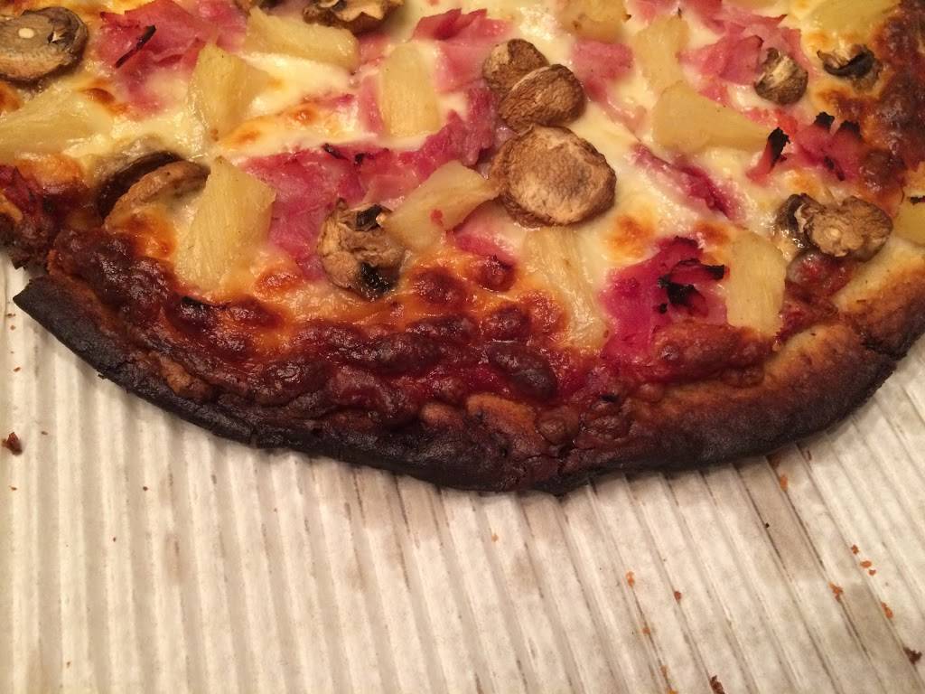 Jacks Hometown Pizza | restaurant | 245 W Saginaw Rd, Sanford, MI 48657, USA | 9896877713 OR +1 989-687-7713