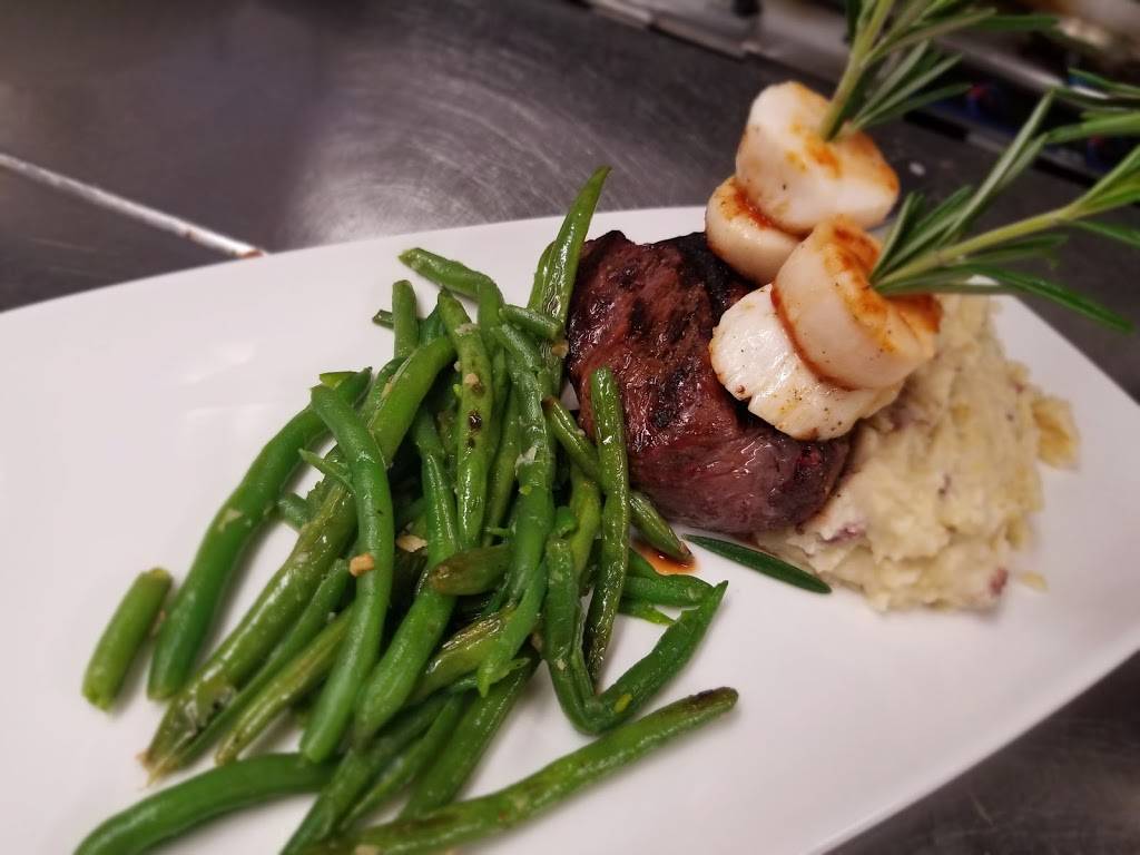 BBs Bar & Grille | restaurant | 2424 Cranberry Hwy, Wareham, MA 02571, USA | 7746784215 OR +1 774-678-4215