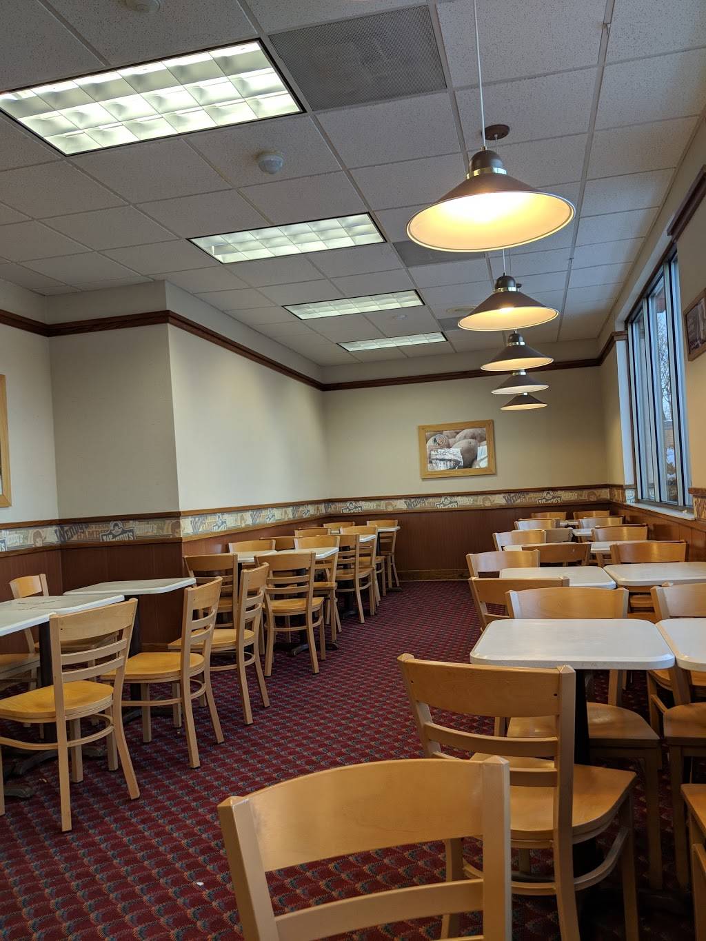 Wendys | restaurant | 46 E Hollis St, Nashua, NH 03060, USA | 6035948838 OR +1 603-594-8838