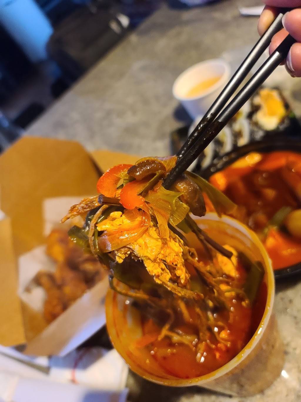 Lims Kitchen | restaurant | 38-40 Crescent St, Queens, NY 11101, USA | 7183616784 OR +1 718-361-6784