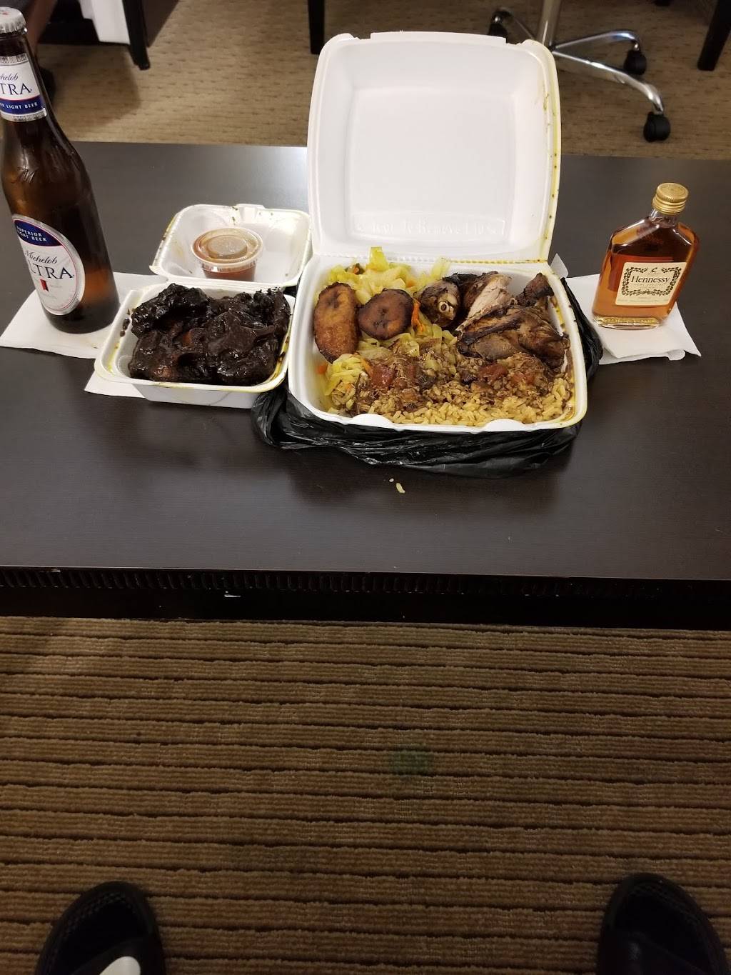 Jerk Palace Caribbean Cusine | restaurant | 6221 Jonesboro Rd, Morrow, GA 30260, USA | 7708925049 OR +1 770-892-5049