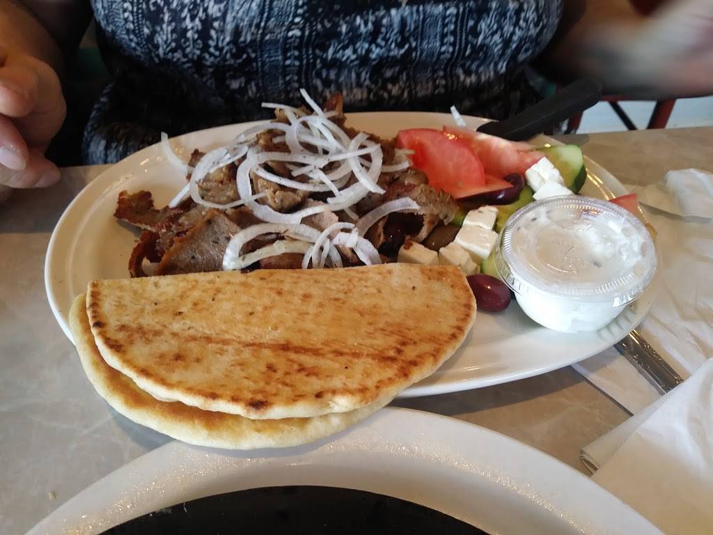 Triangle Restaurant | restaurant | 34265 IL-83, Grayslake, IL 60030, USA | 8472232909 OR +1 847-223-2909