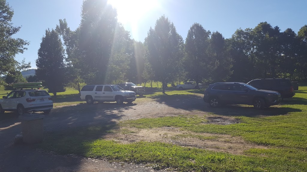 Cliff View Golf Course, The Inn & The Brewhouse Restaurant | restaurant | 410 Friels Dr, Covington, VA 24426, USA | 5409622200 OR +1 540-962-2200