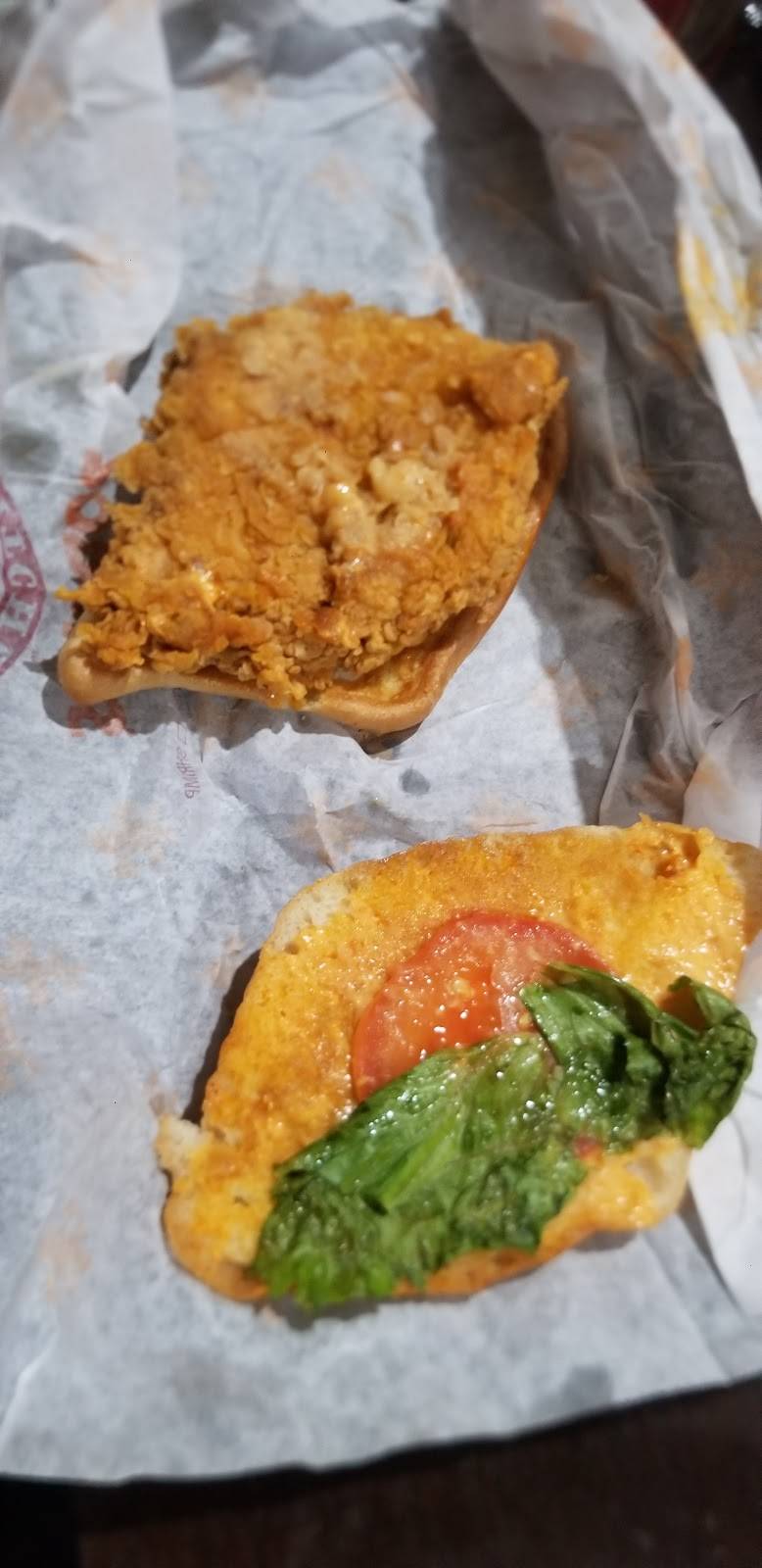 Popeyes | restaurant | 1780 Markham Rd, Scarborough, ON M1B 2W2, Canada | 4163211937 OR +1 416-321-1937