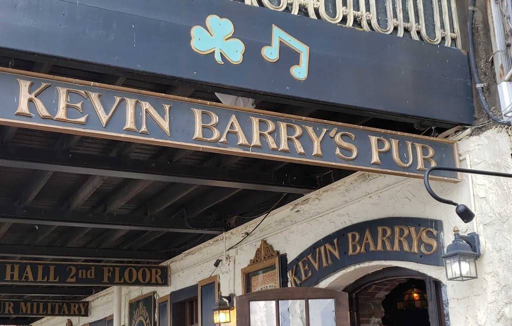 Kevin Barrys Irish Pub | restaurant | 117 W River St, Savannah, GA 31401, USA | 9122339626 OR +1 912-233-9626