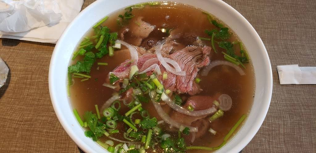 PHO 24 | restaurant | 6050 Roswell Rd NE #100, Sandy Springs, GA 30328, USA | 6789499526 OR +1 678-949-9526