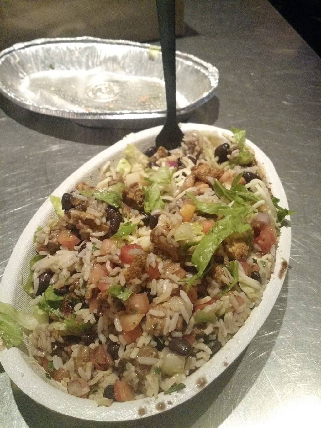 Chipotle Mexican Grill | restaurant | 528 E Green St Ste 101, Champaign, IL 61820, USA | 2173440466 OR +1 217-344-0466