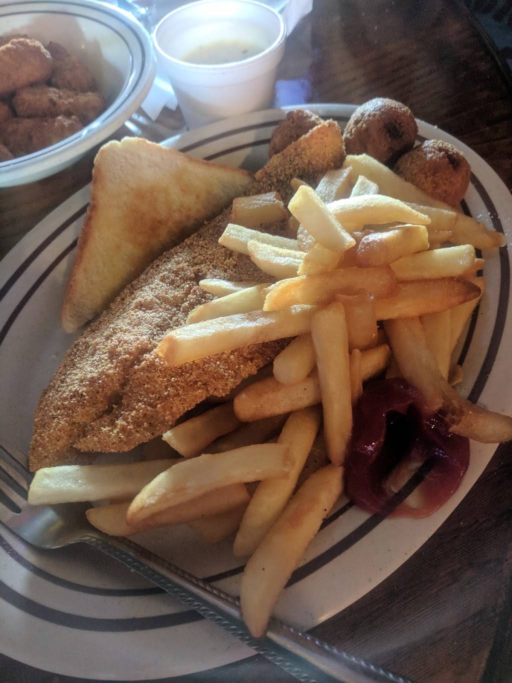 The Boudain Hut | restaurant | 5714 Gulfway Dr, Port Arthur, TX 77642, USA | 4099625079 OR +1 409-962-5079