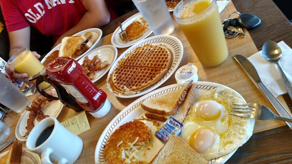 Waffle House | meal takeaway | 1161 Rambling Oaks Dr, Norman, OK 73072, USA | 4053644901 OR +1 405-364-4901