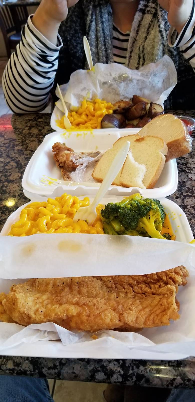 Mid Atlantic Seafood | restaurant | 8333 Annapolis Rd, New Carrollton, MD 20784, USA | 3015778005 OR +1 301-577-8005