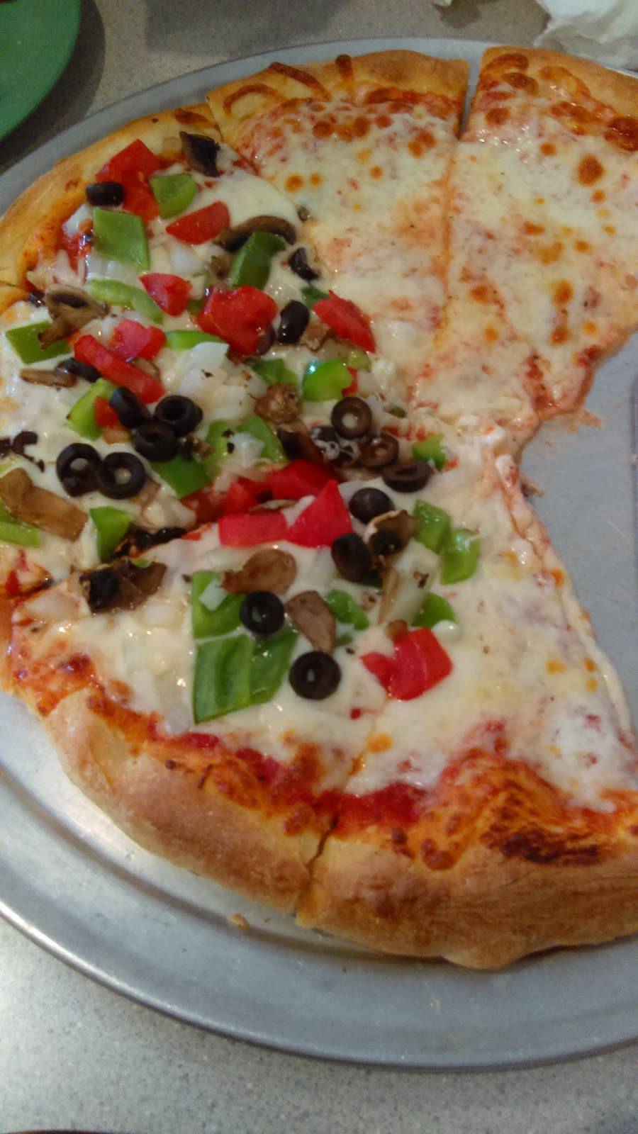 Stavros Pizza and Grill | restaurant | 2401 E Graves Ave, Orange City, FL 32763, USA | 3862180955 OR +1 386-218-0955