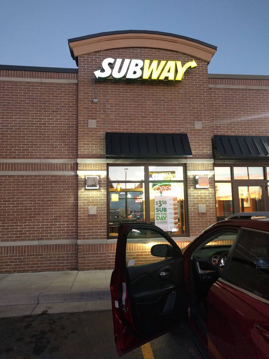 Subway Restaurants | restaurant | 1315 7th Ave, Two Harbors, MN 55616, USA | 2188346447 OR +1 218-834-6447