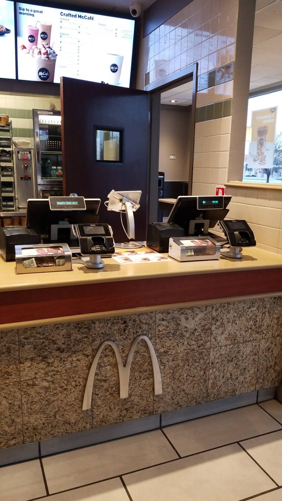 McDonalds | cafe | 6034 W 95th St, Oak Lawn, IL 60453, USA | 7084306934 OR +1 708-430-6934