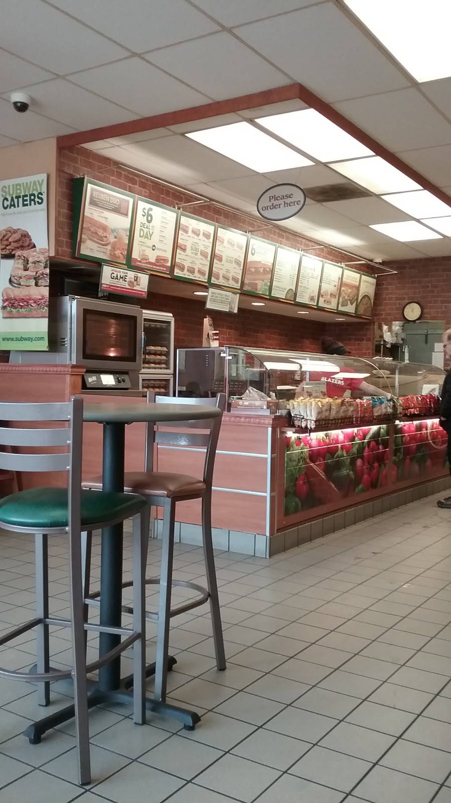 Subway | meal takeaway | 3307 SE, Evergreen Way Suite 302, Washougal, WA 98671, USA | 3603351328 OR +1 360-335-1328