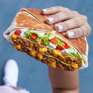 Taco Bell | meal takeaway | 241 E Compton Blvd, Compton, CA 90220, USA | 3108982178 OR +1 310-898-2178