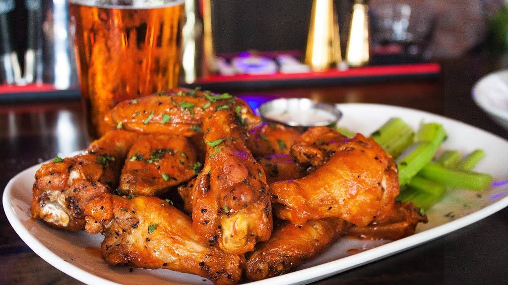 District Tavern | restaurant | 116 N 12th St, Tampa, FL 33602, USA | 8132523444 OR +1 813-252-3444