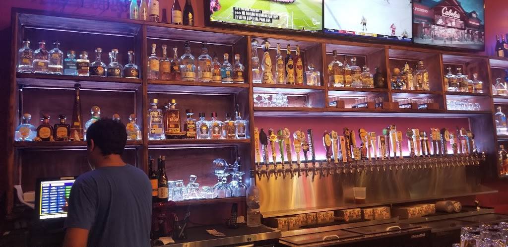 Que Onda Tacos + Tequila Matthews | restaurant | 3016 Weddington Rd #100, Matthews, NC 28105, USA | 9802624618 OR +1 980-262-4618