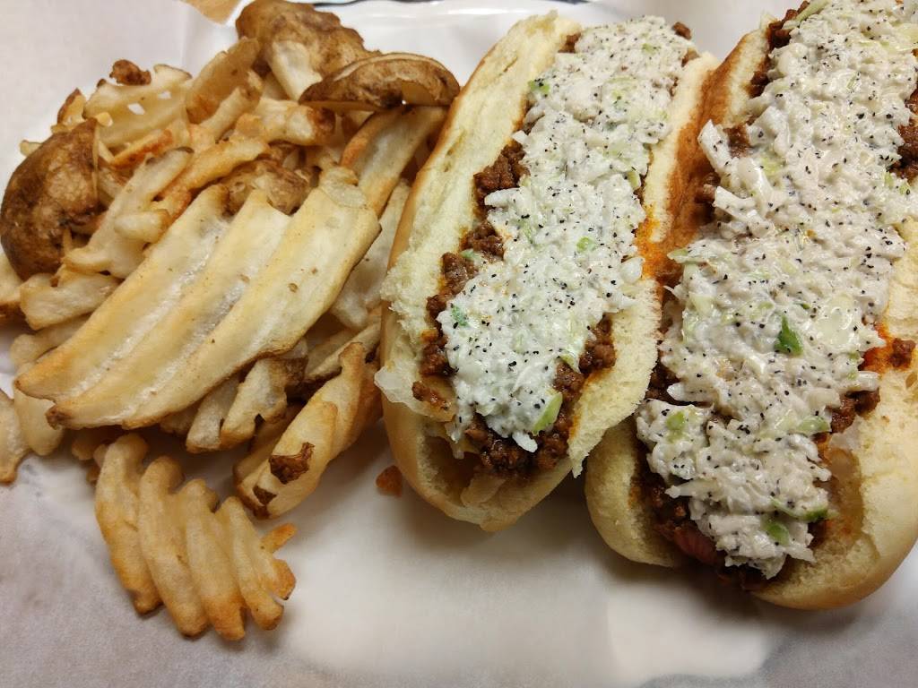 Skyline Drive In | restaurant | 6329 Legends Hwy, Oak Hill, WV 25901, USA | 3044691025 OR +1 304-469-1025