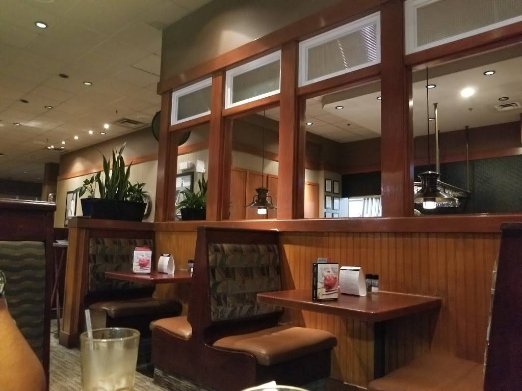 Red Lobster | restaurant | 8533 Georgia Ave, Silver Spring, MD 20910, USA | 3015883299 OR +1 301-588-3299