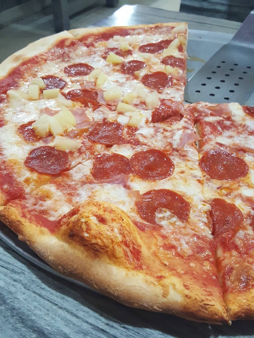 Napolis Pizza | restaurant | 5706, 3475 Shadeland Ave, Indianapolis, IN 46226, USA | 3175451907 OR +1 317-545-1907