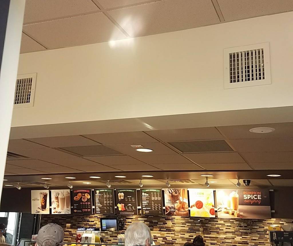 Krispy Kreme | bakery | 520 Main St, Saco, ME 04072, USA | 2075368219 OR +1 207-536-8219