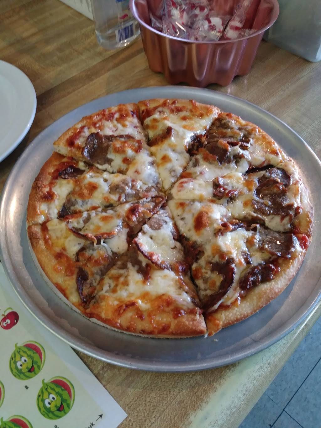 Midway Pizza | restaurant | 33 Fort Hill Rd, Groton, CT 06340, USA | 8604457314 OR +1 860-445-7314