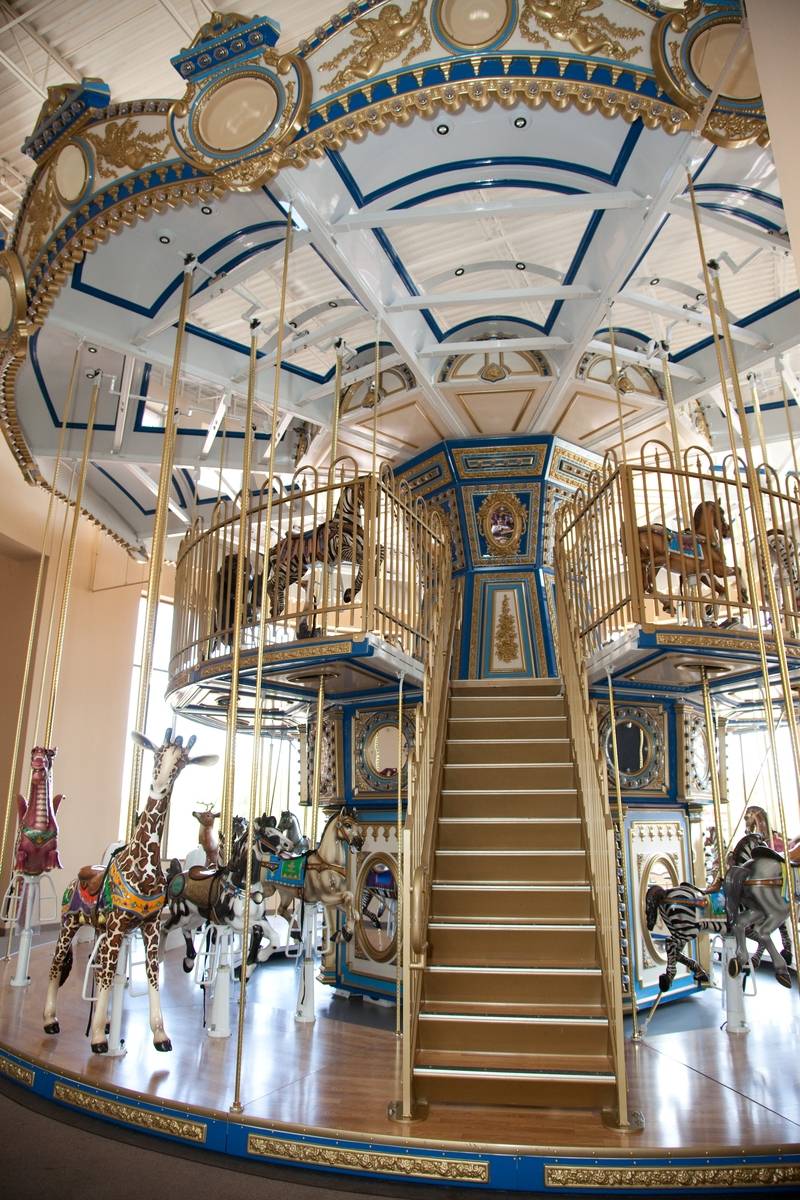 Superstition Springs Center | shopping mall | 6555 E Southern Ave, Mesa, AZ 85206, USA | 4808320212 OR +1 480-832-0212