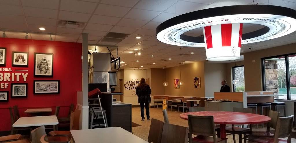 KFC | restaurant | 1650 Foxtrail Dr, Loveland, CO 80538, USA | 9706131150 OR +1 970-613-1150