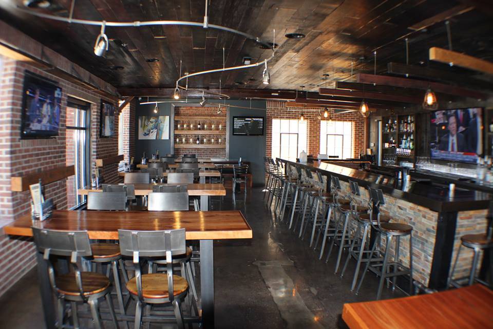 Side Bar East Lansing | restaurant | 246 E Saginaw St, East Lansing, MI 48823, USA | 5172202131 OR +1 517-220-2131