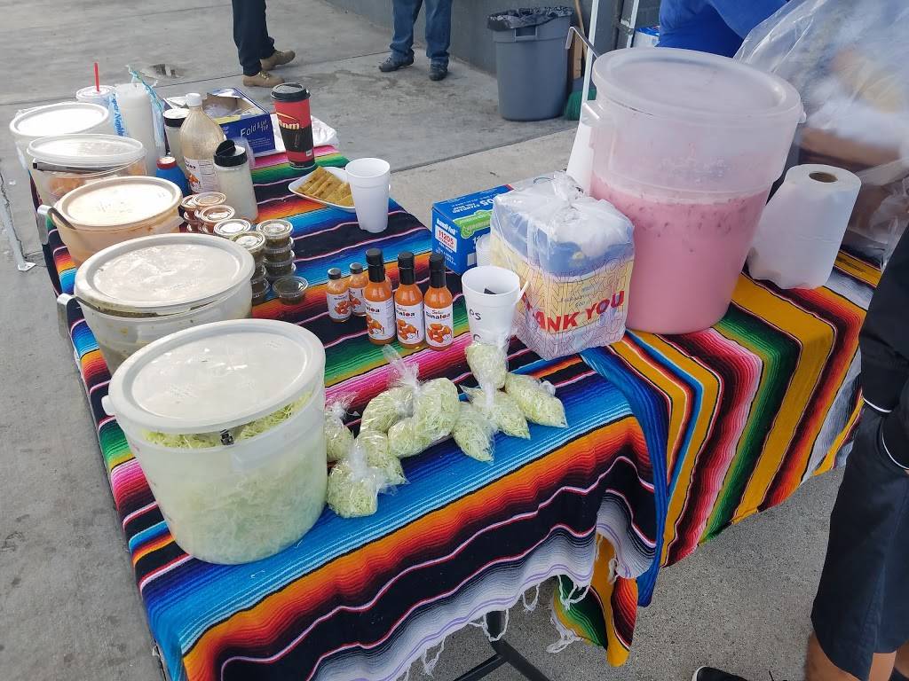 Tacos De Canasta El abuelo | restaurant | 1498-1400 Orme Ave, Los Angeles, CA 90023, USA | 8186656782 OR +1 818-665-6782