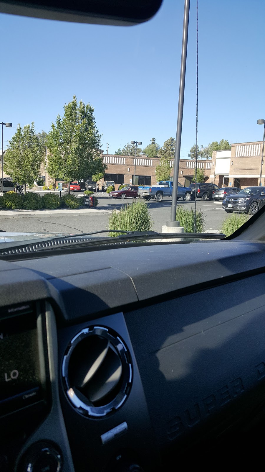 A&W Restaurant | restaurant | 1075 US-97, Madras, OR 97741, USA | 5414753368 OR +1 541-475-3368