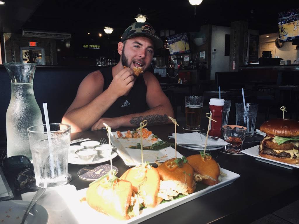 Staxx Sports Bar & Grill | restaurant | 87-064 Farrington Hwy, Waianae, HI 96792, USA | 8088887829 OR +1 808-888-7829