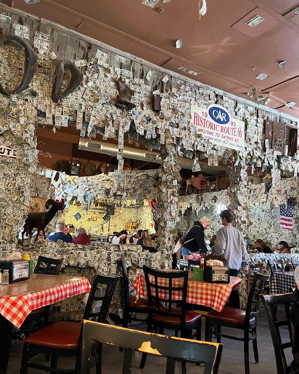 Oatman Hotel Restaurant & Saloon | restaurant | 181 Main St, Oatman, AZ 86433, USA | 9287684408 OR +1 928-768-4408