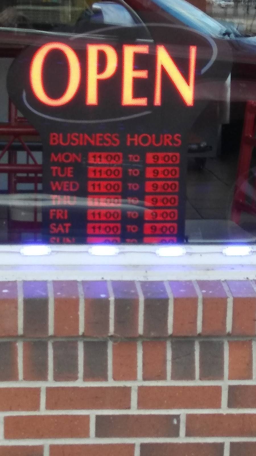 East pointe fish & chicken | meal takeaway | 18548 E 9 Mile Rd, Eastpointe, MI 48021, USA | 5862003200 OR +1 586-200-3200